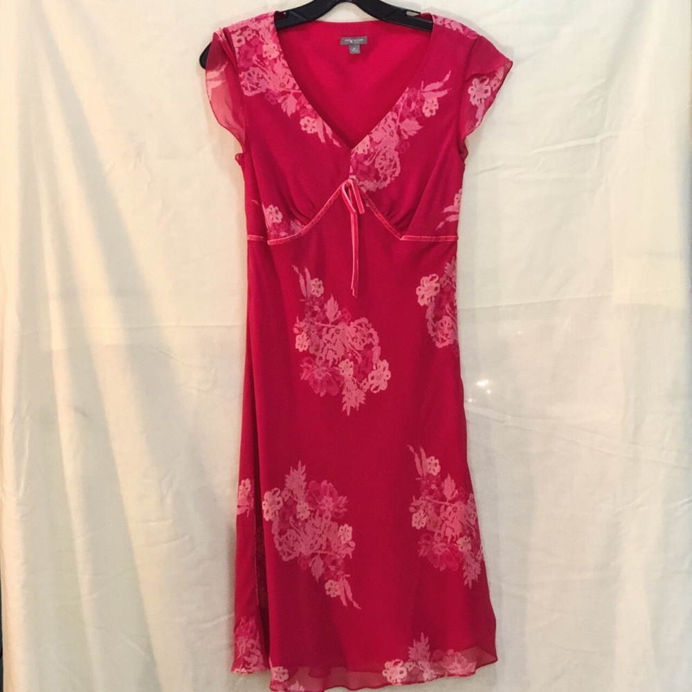 SOLD - VTG ANN TAYLOR FLORAL PINK FLUTTER DRESS